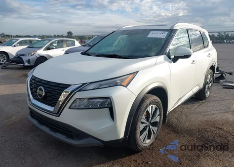 2021 Nissan Rogue Sv Fwd z USA, uszkodzony, nr VIN 5N1AT3BA8MC673007